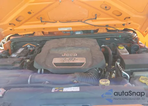 2013 Jeep Wrangler Unlimited Sport из США, поврежденный, VIN 1C4BJWDG2DL545475